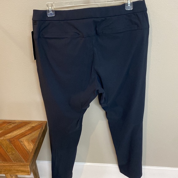 NWT Men’s Lululemon Pants - Picture 6 of 13